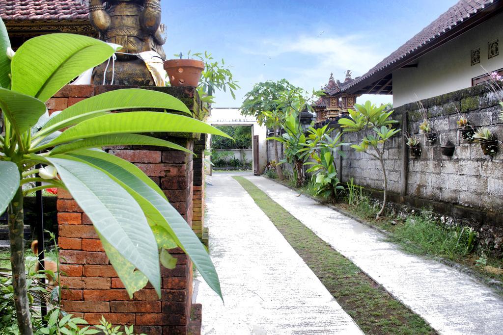 Ryanbagus Guest House Canggu Exterior foto